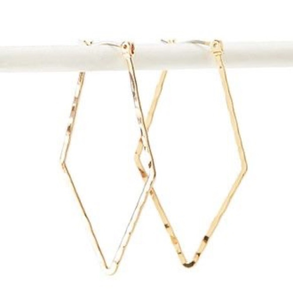 ISO Forever 21 earrings
